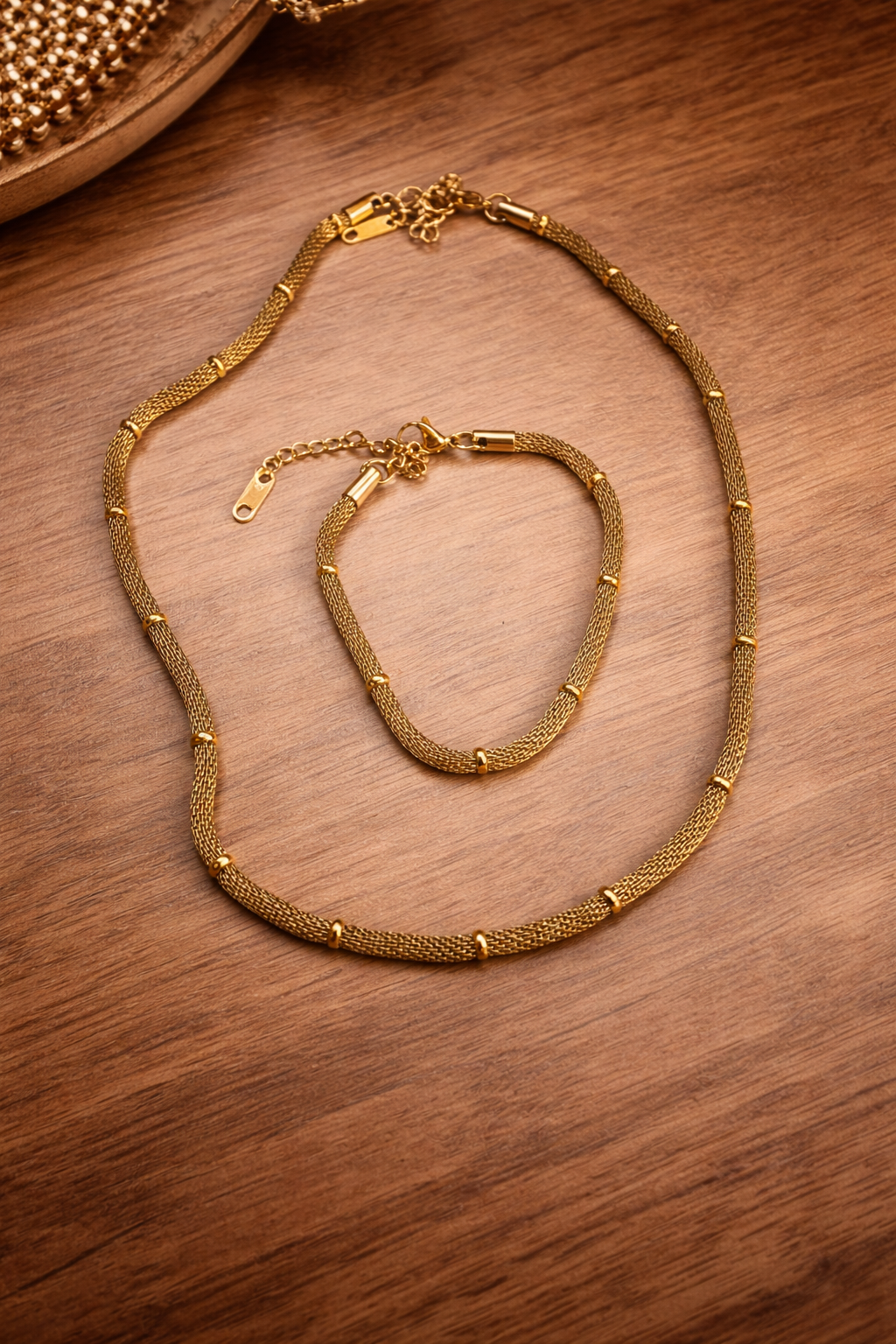 Gold Mesh Necklace & Bracelet Set