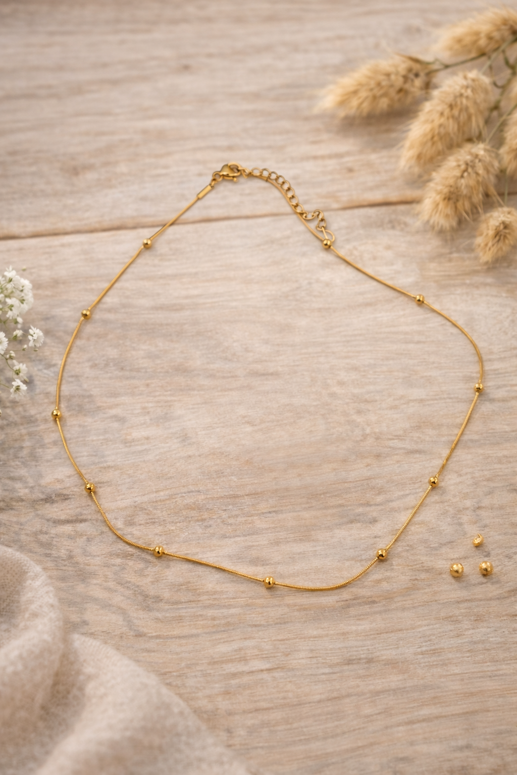 Elegant Gold Beaded Necklace