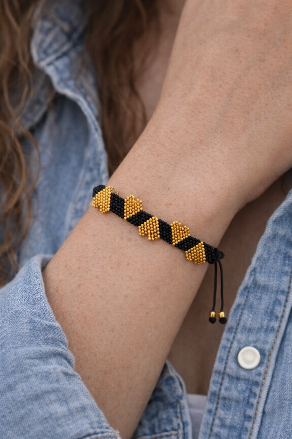 Black & Gold heart Bracelet