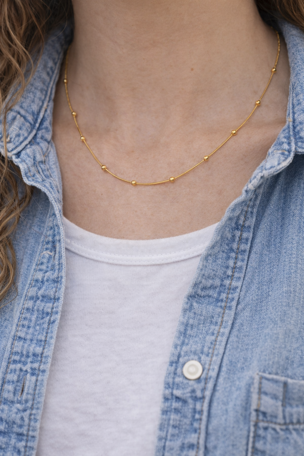 Elegant Gold Beaded Necklace